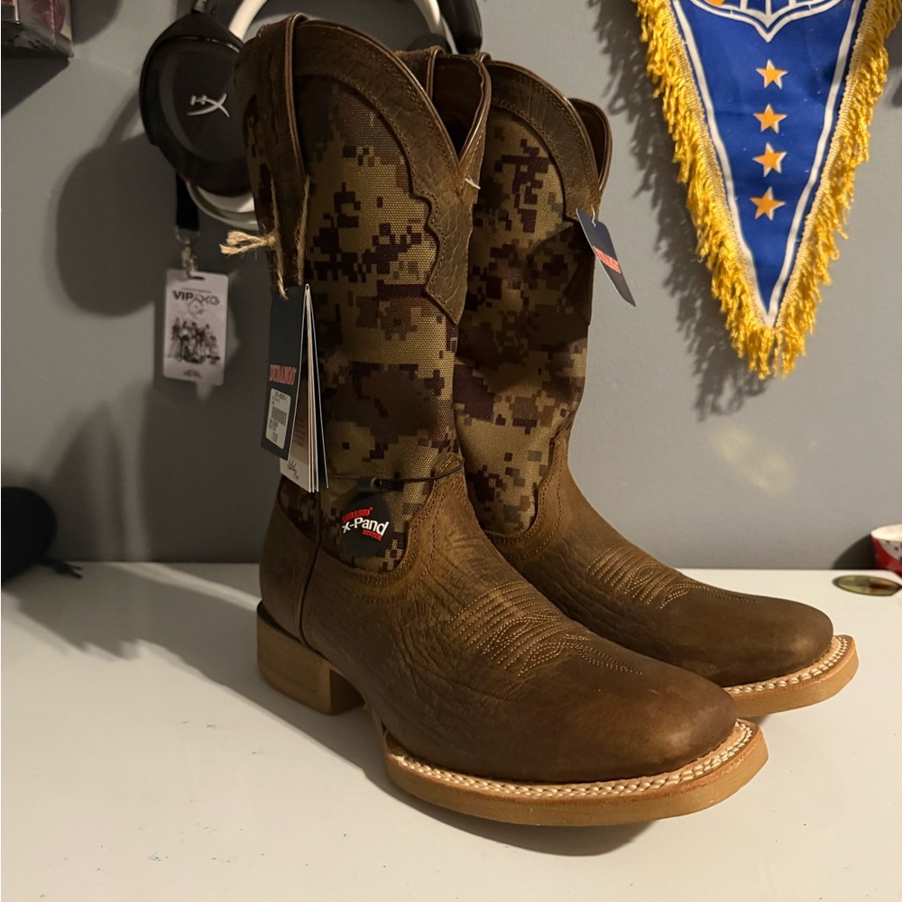 Durango Rebel Pro 8.5 Brand New